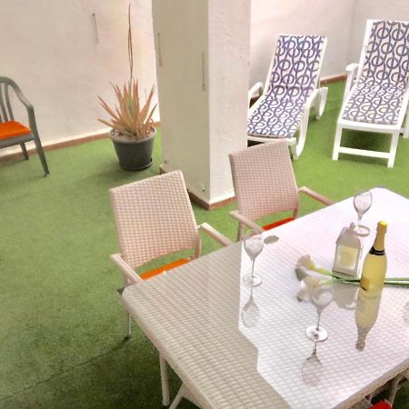 Large Loft In Los Cristianos With Wi-Fi And Pool Arona  Eksteriør billede